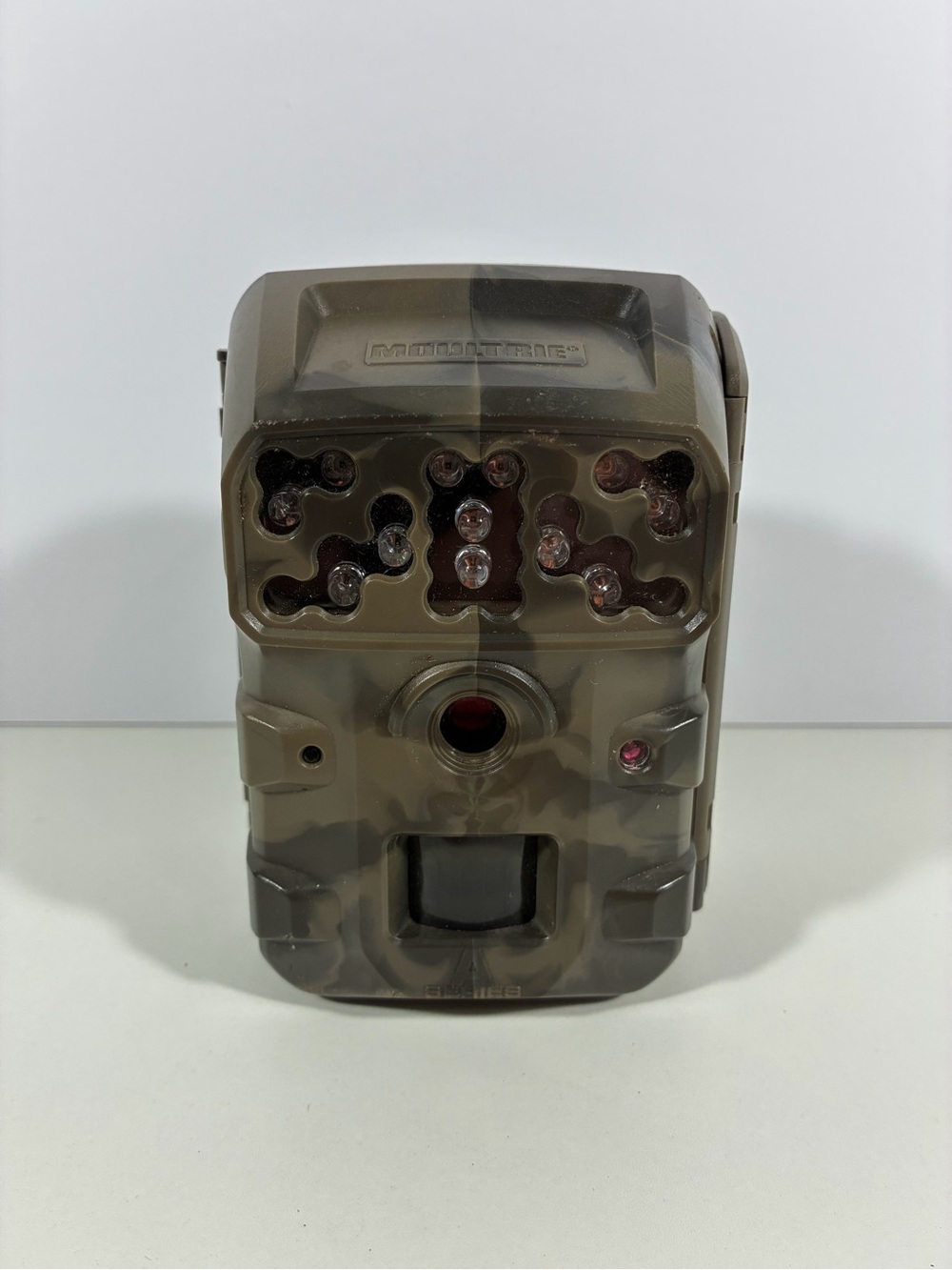 Moultrie D-300 Trail Camera MCG-13388 Game Security Camera Tested WORKS